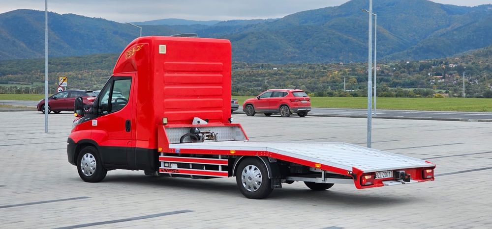 Iveco daily 35s18 180 cp autoPlatforma mercedes benz renault
