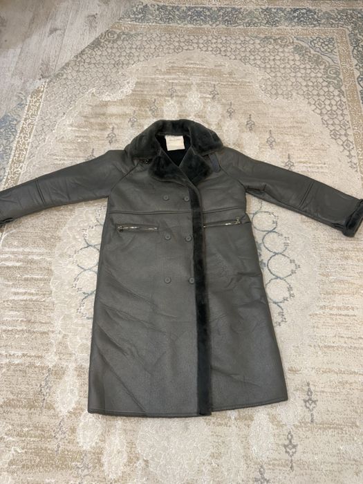 Продам дубленку цвета графит