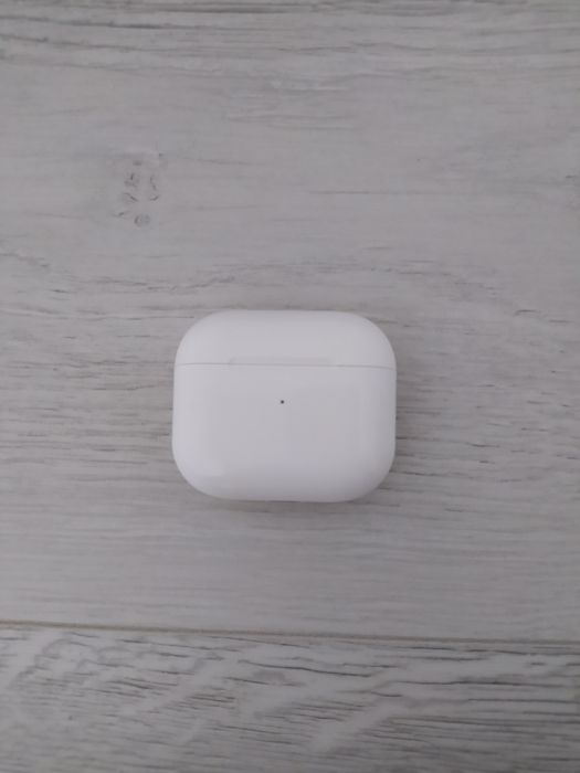 AirPods (бұзылып қалған)