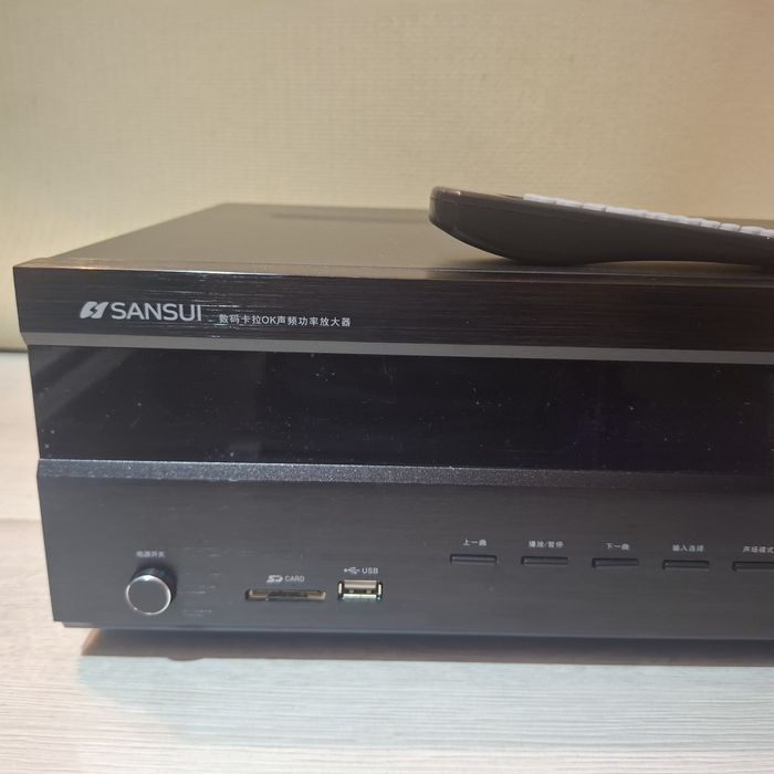 Amplificator Sansui 5.1
