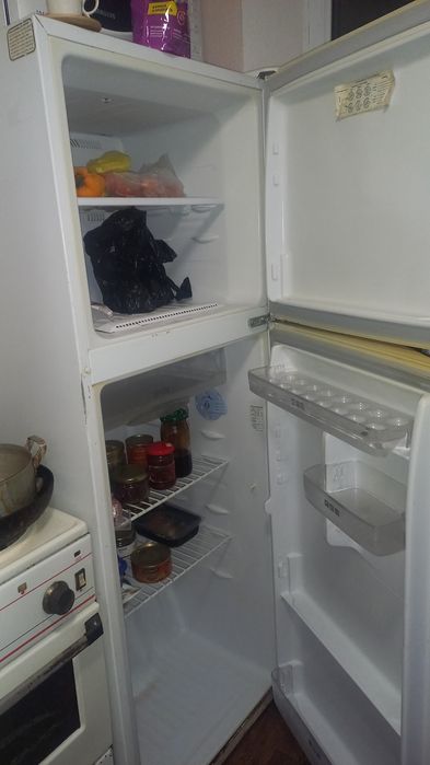 Продается холодильник