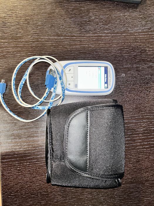 Aparat coagulometru INR  ROCHE CoaguChek XS INRange cu folie pe ecran