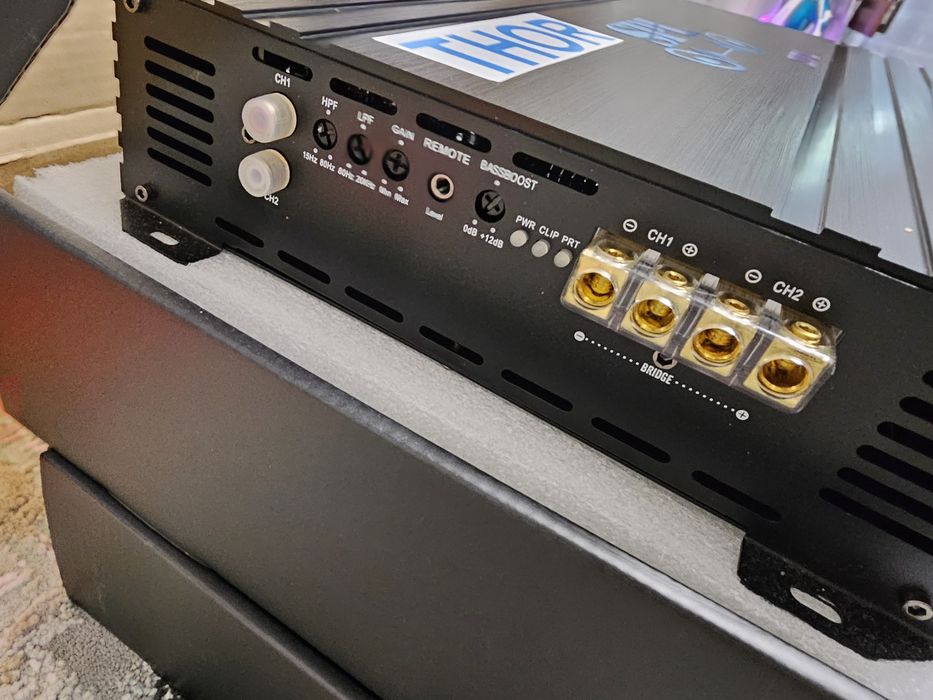Statie amplificator auto 2x1800w (Taramps,Stetsom,Deaf Bonce