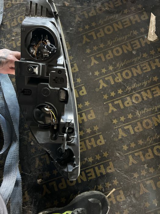 Фарове за Peigeot 207