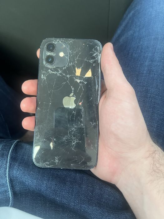 Айфон 12 айклауд блокта