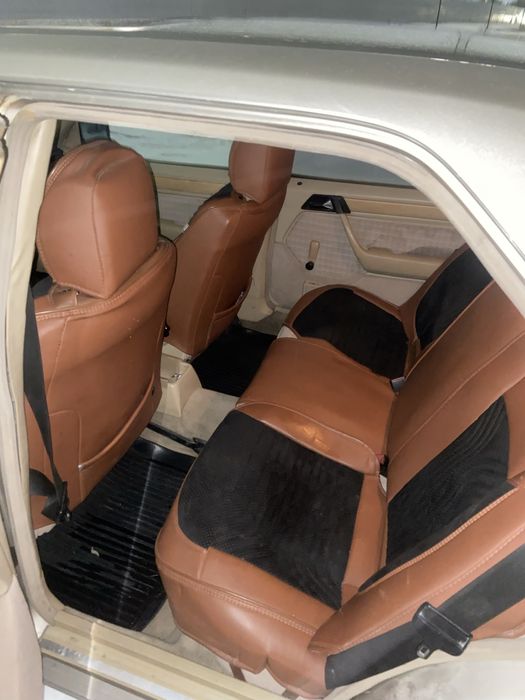 Продам машину Мерс Е 230