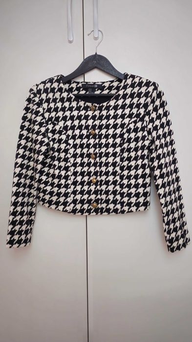 Пиджаки BCBG, H&M, Crémieux, Zara
