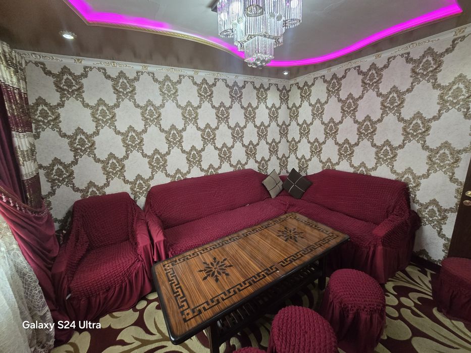 Продаётся 3х комнатная квартира со всеми удобствами. Не доезжая КАГАНА