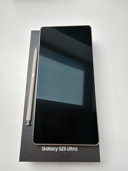 Samsung Galaxy S25 Ultra 1TB / 12GB RAM – Titanium Pinkgold – IMPECABIL