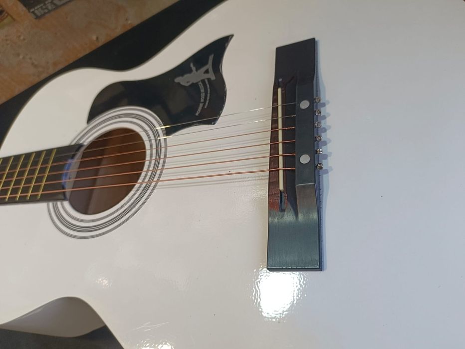 Продам гитару цена 23000