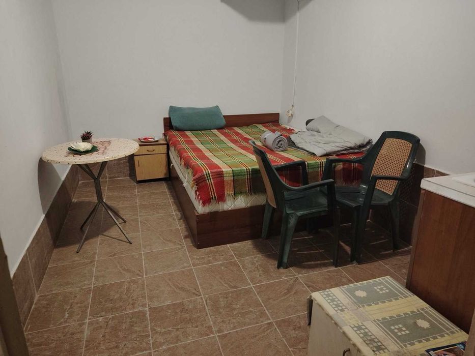 Дава се под наем Едностаен апартамент в Варна, Младост 1 - 20 кв.м за 81.6 € - Снимка #2