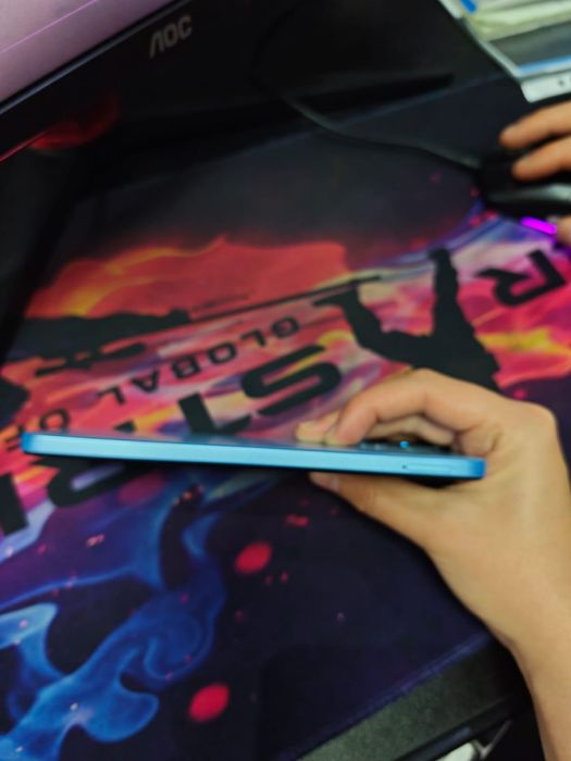 Продаю Redmi note 12