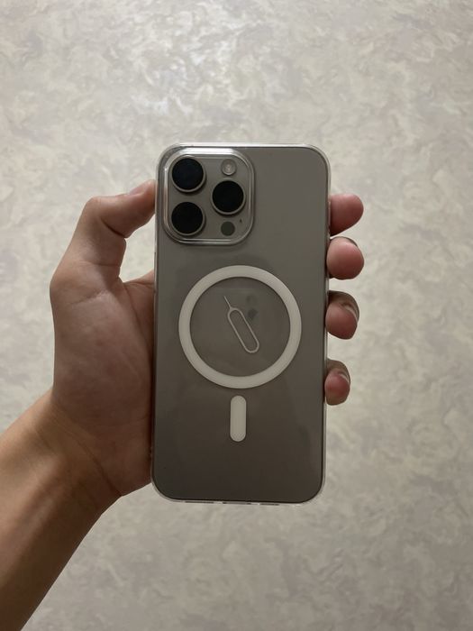Iphone 15 Pro Max “natural Titanium”