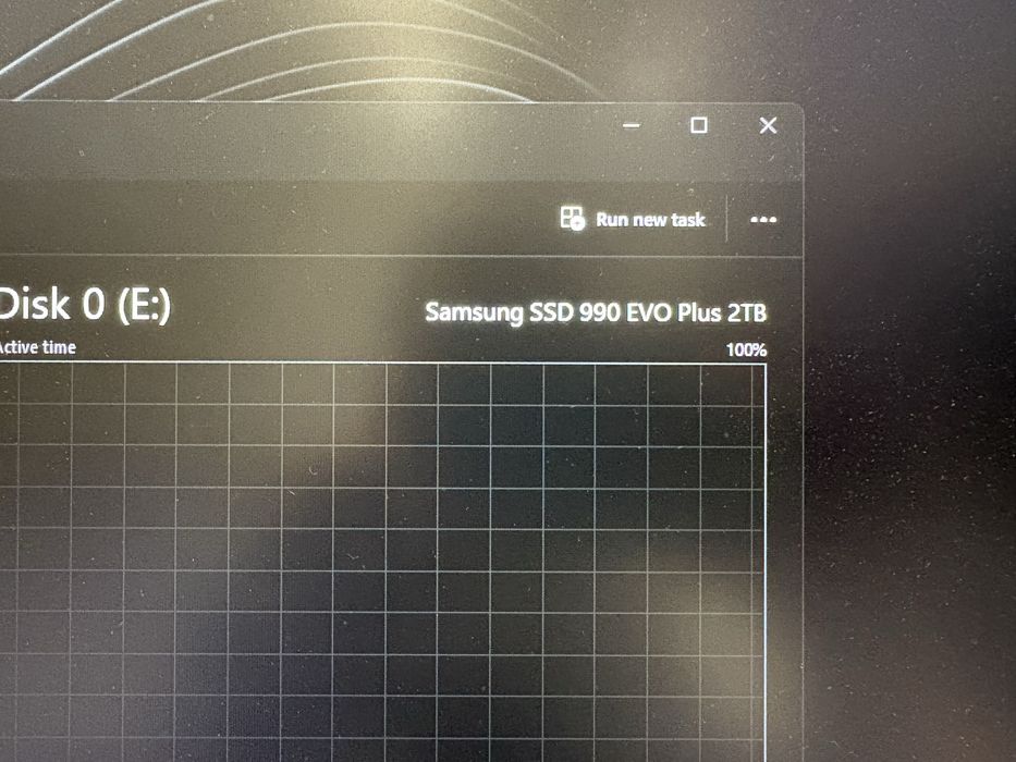 Gaming компютър Lenovo