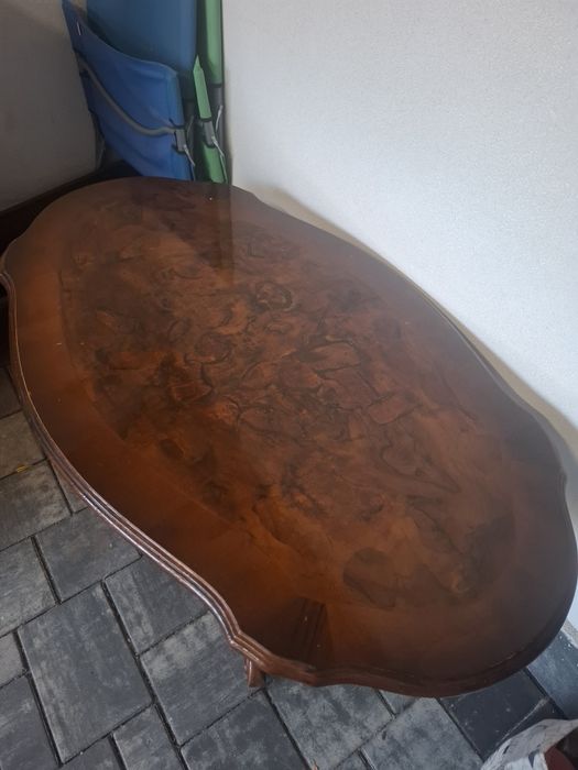 Vand masa Louise Philippe