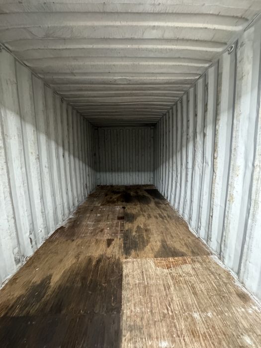 Container maritim containere depozitate