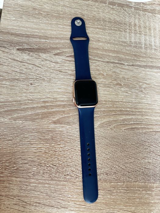 Apple Watch Series 5, 40 мм