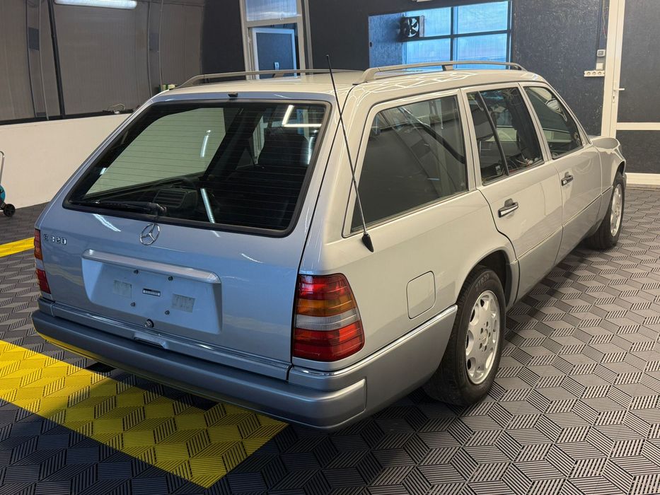 Mercedes w124, 320 E, automat, 7 locuri, impecabil