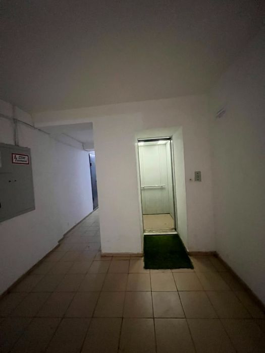 Продам 2 х кв 8/9 эт Нур сити