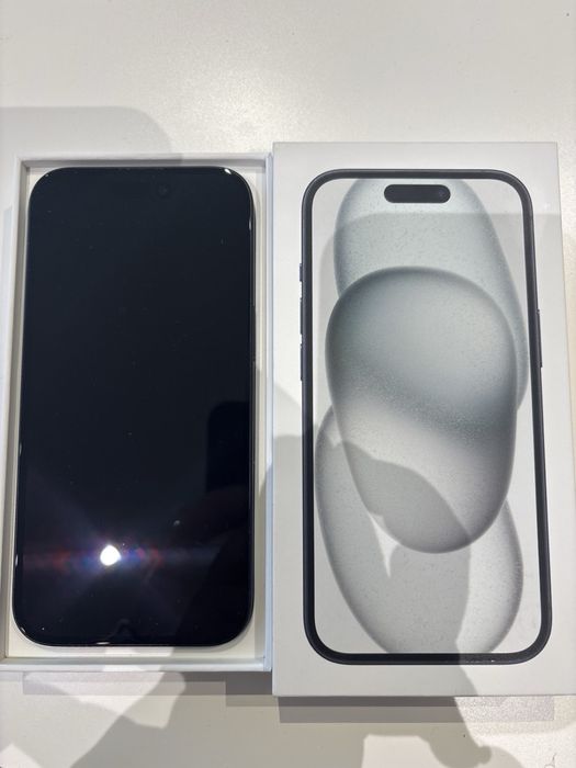IPhone 15 черен
