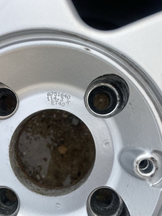 Джанти  AZEV 16цола/4х114.3/ет40/7.5инча/67мм С гуми 205/50/16 KUMHO