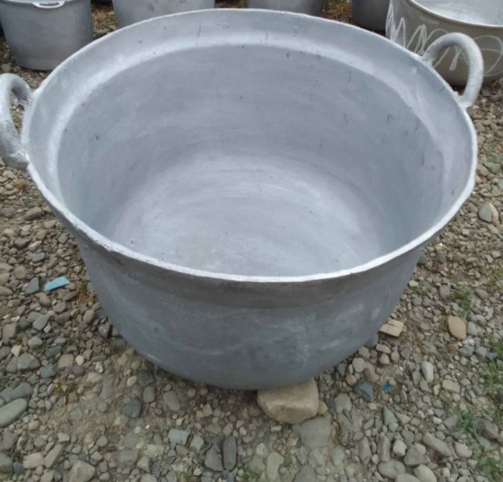 Vand ceaun               .