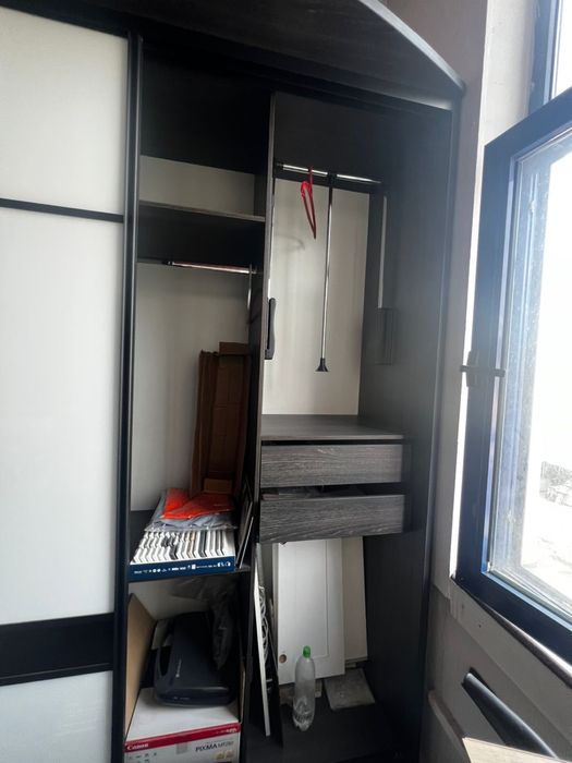 Продам хороший шкаф