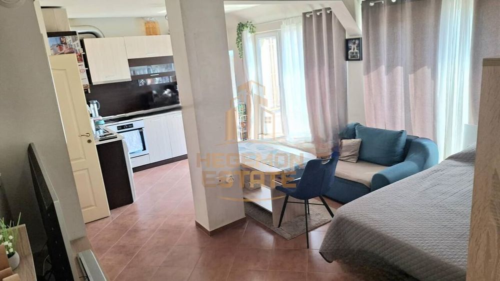 Продава се Едностаен апартамент в Варна, Цветен квартал - 49 кв.м за 2419 €/кв.м - Снимка #1