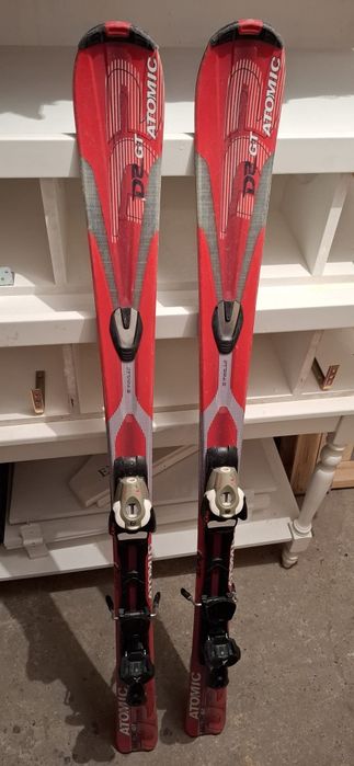 Schiuri Atomic Ski 145cm, Radius 12