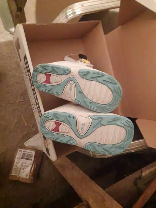 Boots pentru snowboard Burton