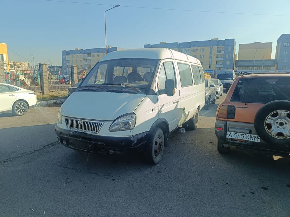 Газель пасажирская 15 мест 2005 2.4