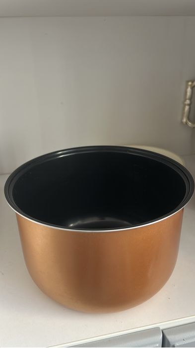 Мультиварка Redmond мультиповар