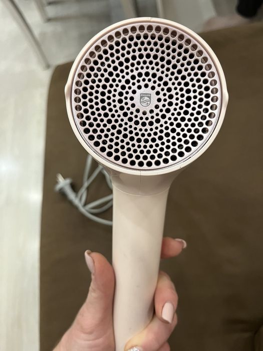 Сешоар Philips  като нов