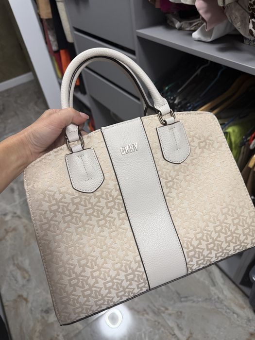 Genti valentino dkny guess