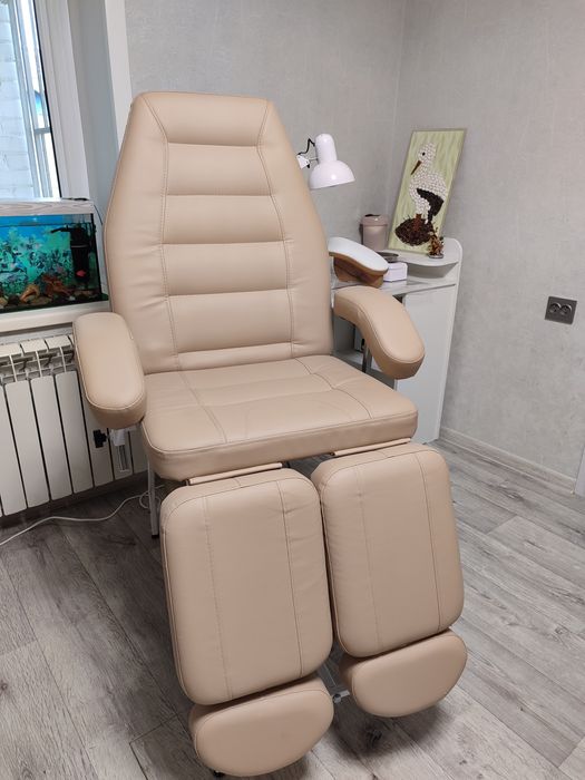 Кресло педикюрное