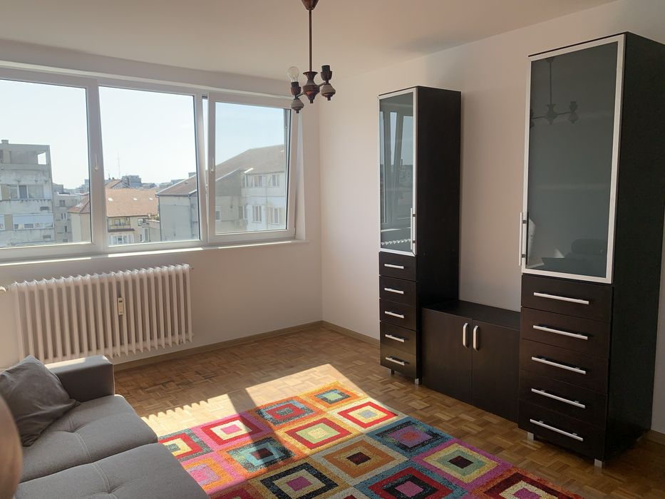 Chirie apartament 2 cam, B-dul Dacia, decomandat, 300 euro