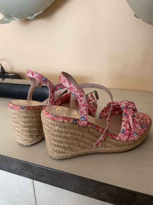 Сандали с платформа Ted Baker
