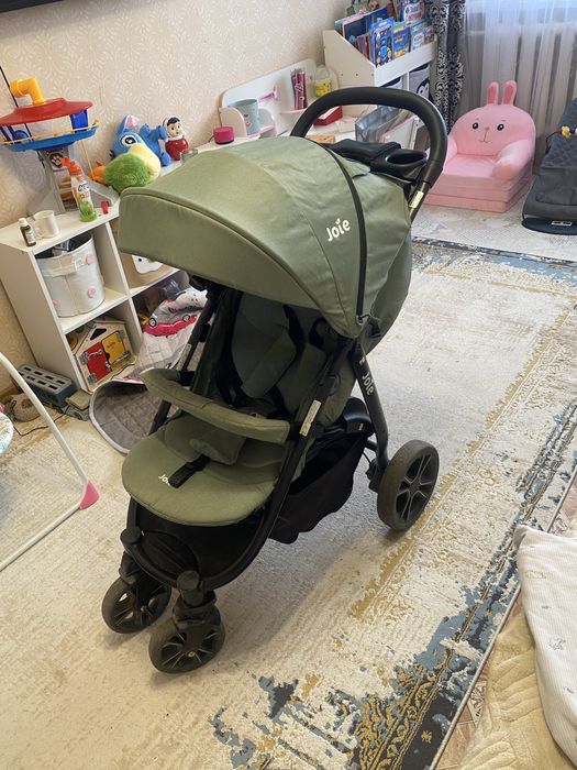 Коляска детская Joie