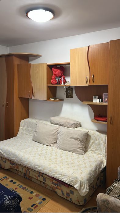 Vanzare apartament 3 camere