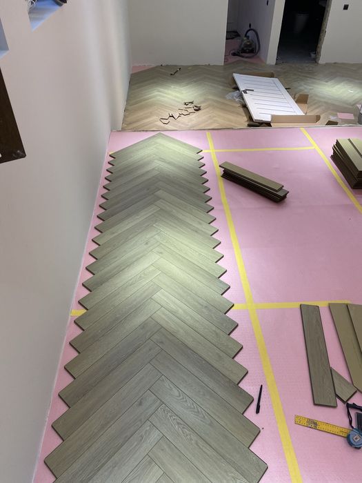 Laminat terish va Nalivniy pol  ( Bu sohada 13-yil stajga egamiz)