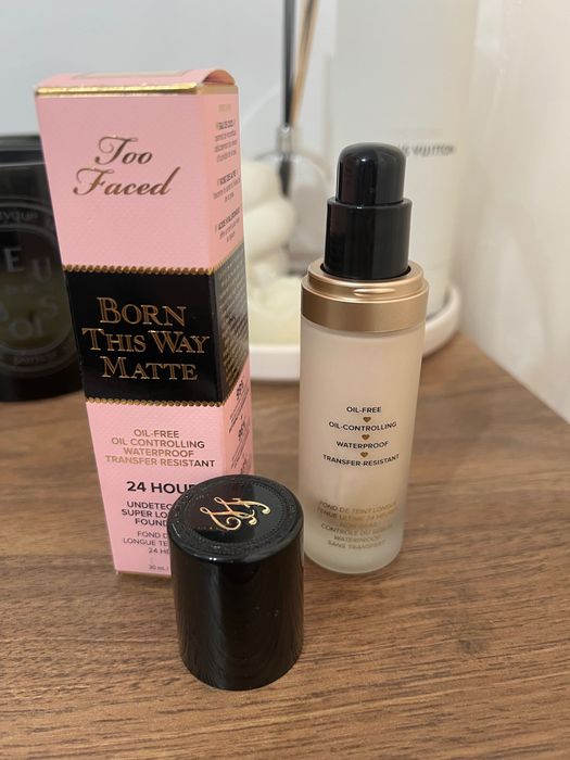 Too Faced Born This Way Matte 24-Hour Фон дьо тен нов