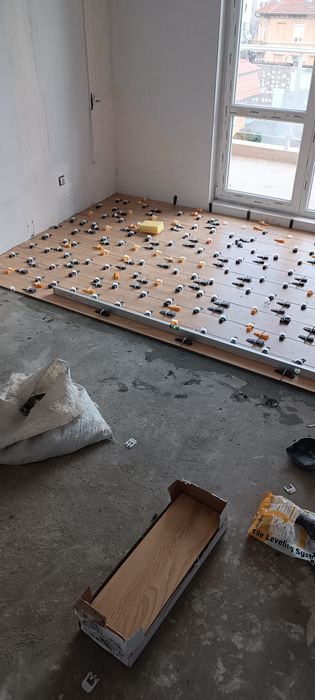 Вътрешни ремонти , боядисване , шпакловане възстановяване на стари къщ