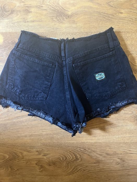 Дамски къси гащи