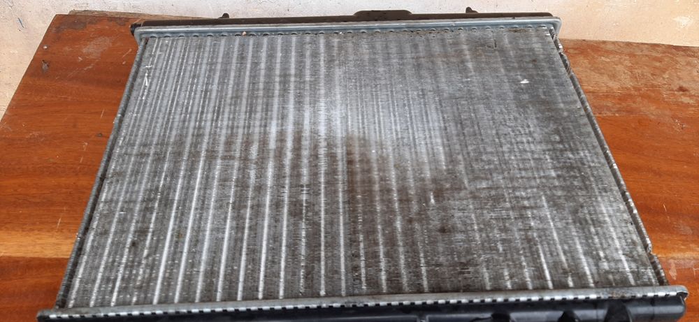 ПОДАРЯВАМ/продавам части за Пежо 307