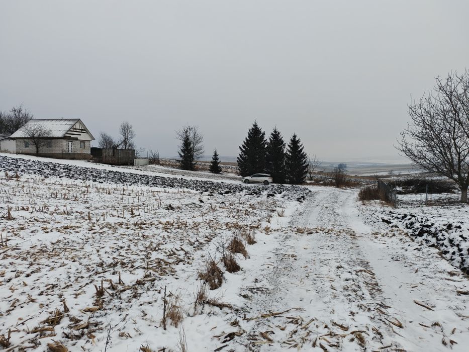 De vânzare teren extravilan în Liteni-Moara