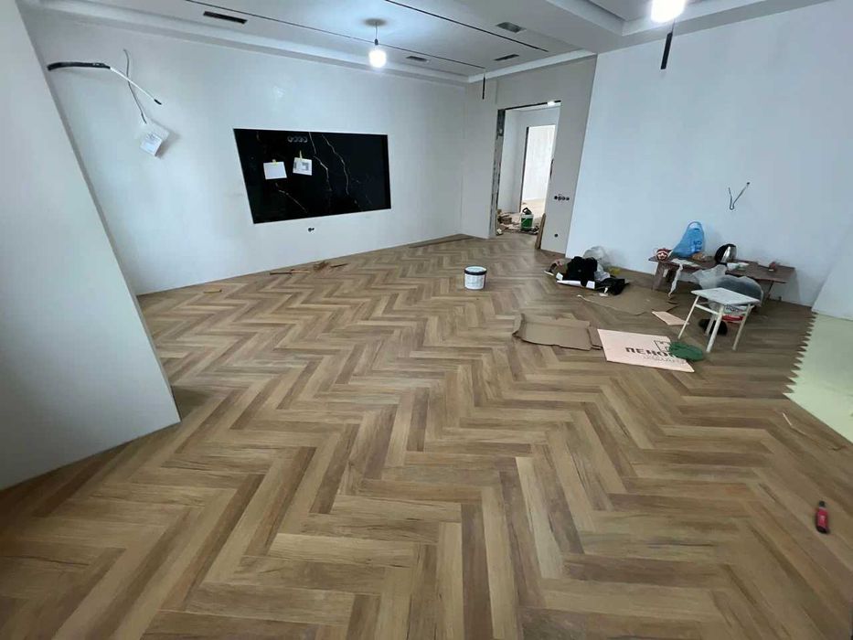 Premium laminatlar nalichida bor