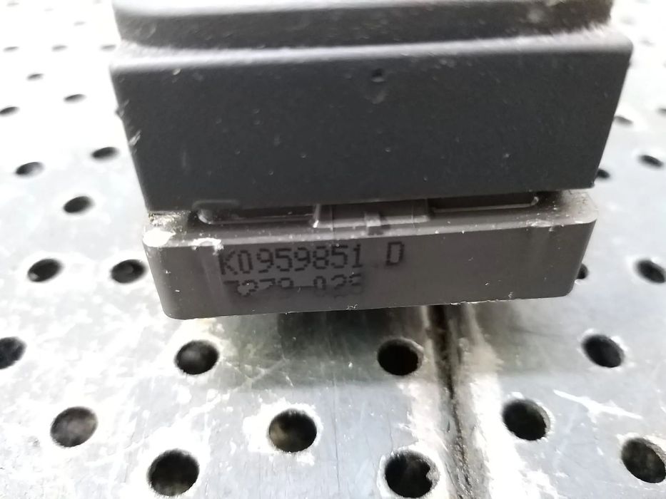 Butoane geamuri electrice audi a4 b8 8k k0959851d