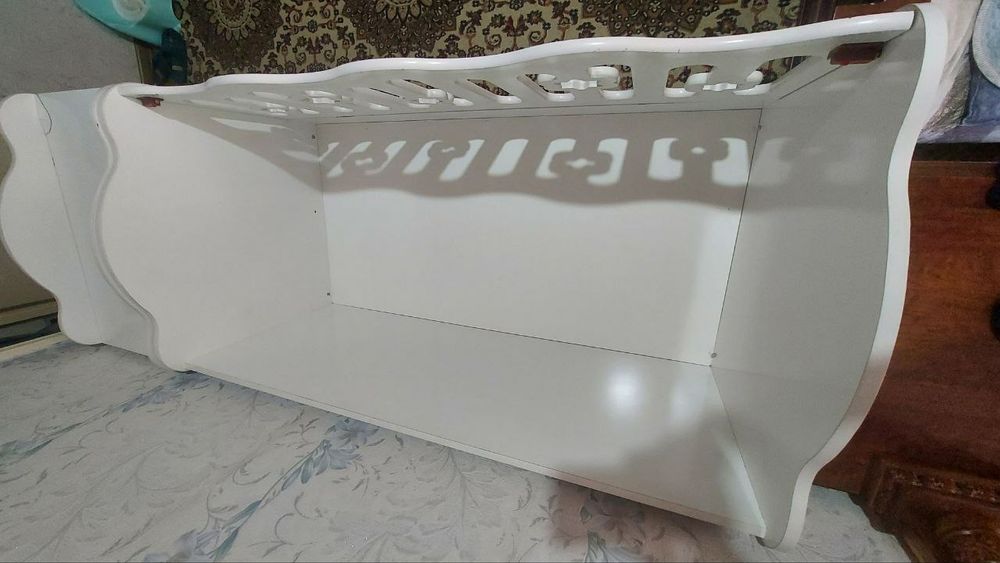 Karavot sotiladi detskiy