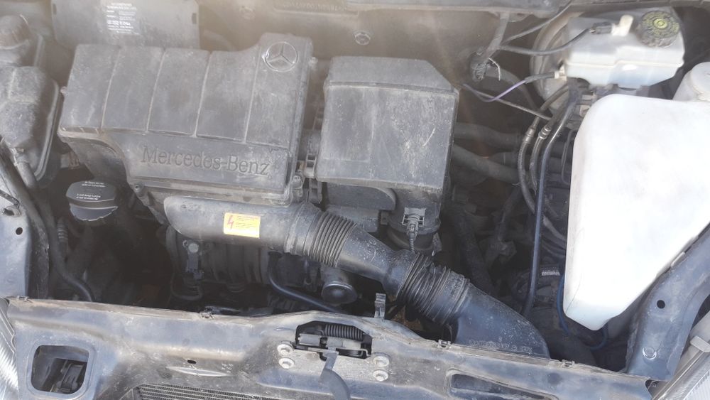 мерцедес ванео 1.9 бенз. mercedes vaneo 1.9 Benz. само на части