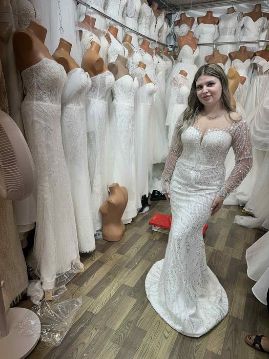 Vând rochie de mireasă